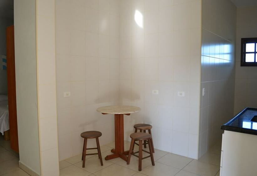 Quarto Estandar, Toya