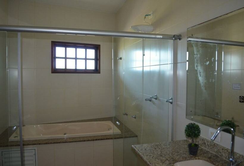 Quarto Estandar, Toya