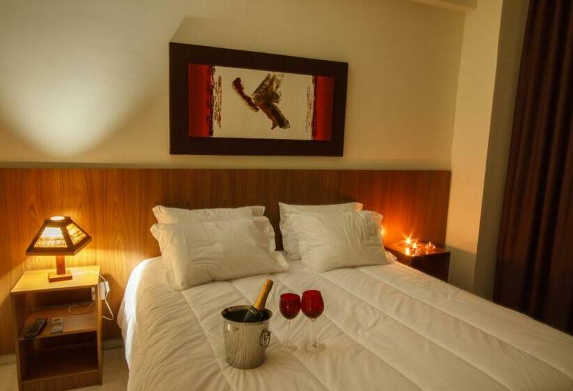 غرفة قياسية فردية, Ville De Montagne