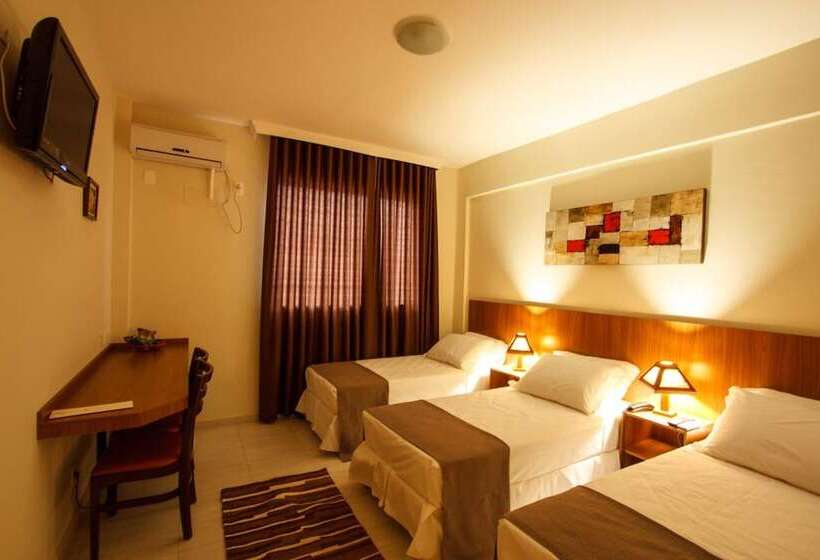 غرفة قياسية ثلاثية, Ville De Montagne