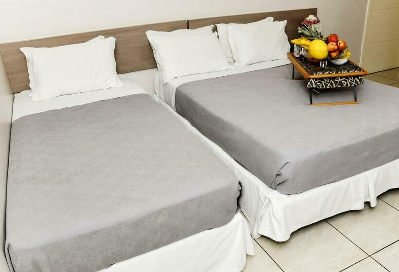 Трехместный Номер Deluxe, Vivendas