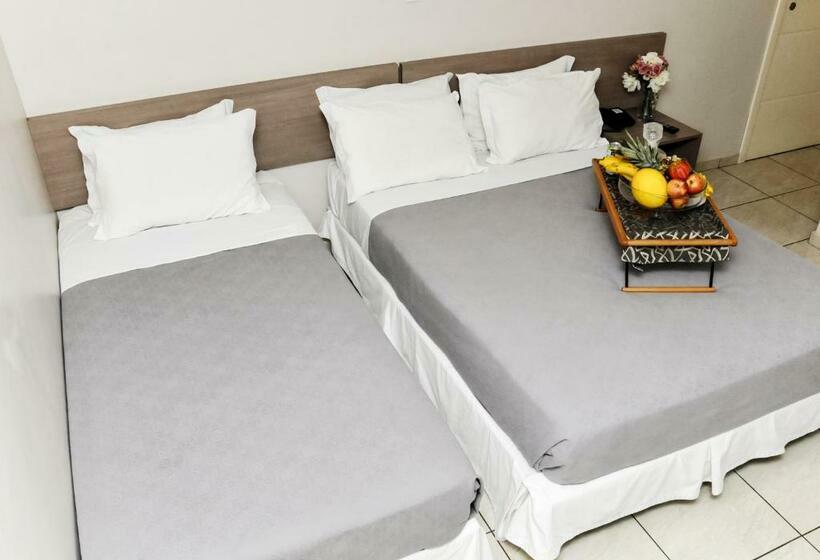 Трехместный Номер Deluxe, Vivendas