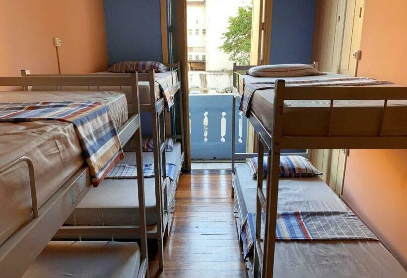 تختخواب در اتاق مشترک, Massape Rio Hostel