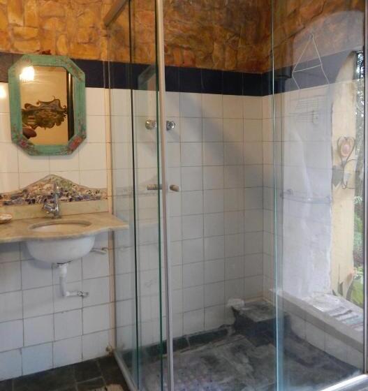 اتاق استاندارد, Pouso Das Glicínias   B&b