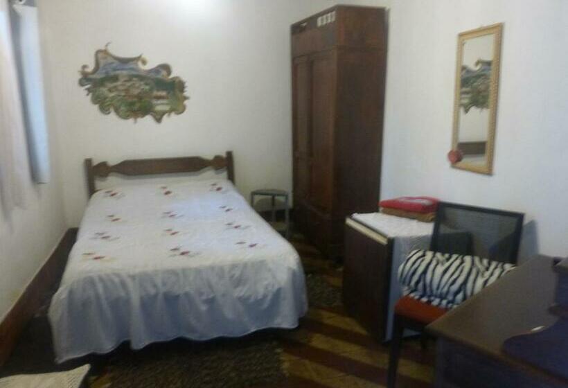 اتاق استاندارد, Pouso Das Glicínias   B&b