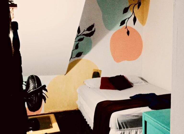 سوییت, Rio Surf House Hostel E Pousada