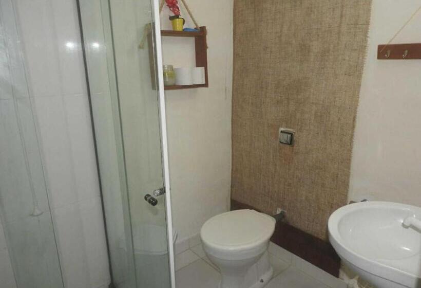 اتاق استاندارد با سرویس بهداشتی مشترک, Rio Surf House Hostel E Pousada