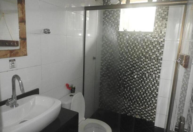 اتاق استاندارد با سرویس بهداشتی مشترک, Rio Surf House Hostel E Pousada