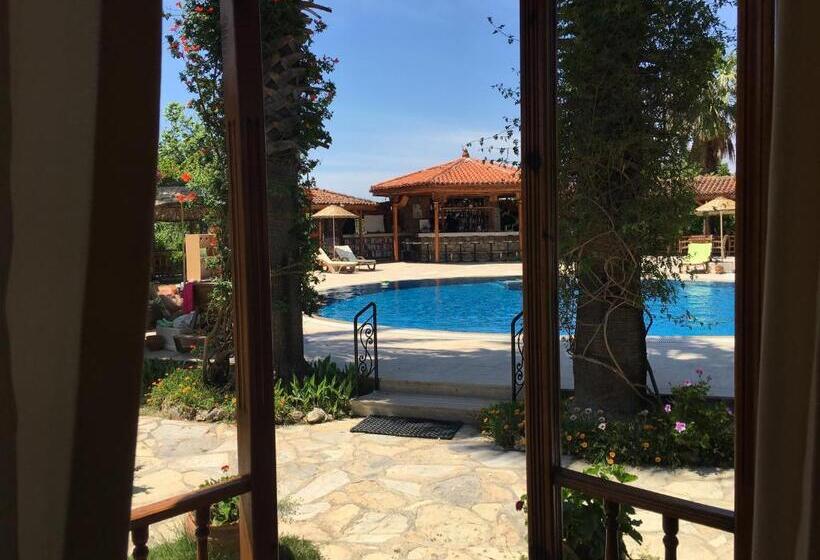 Номер Стандарт Вид на Бассейн, Asur Hotel & Aparts & Villas