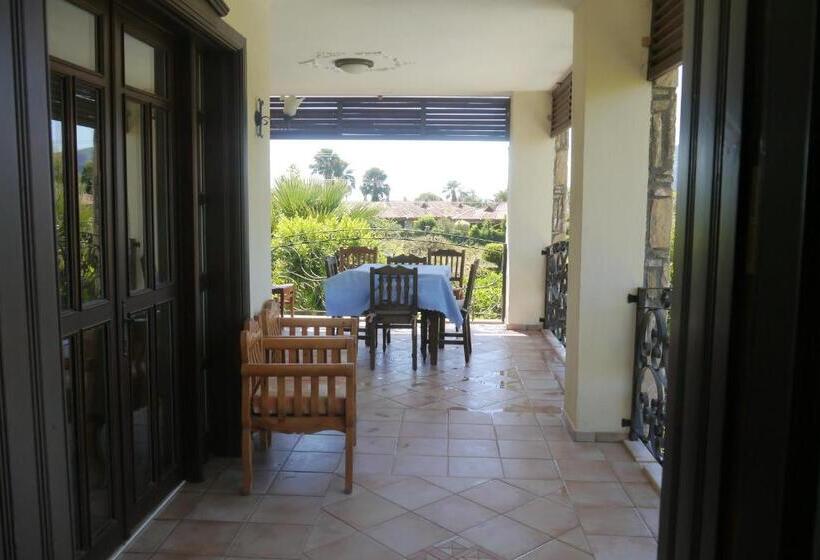 带4个卧室的别墅, Asur Hotel & Aparts & Villas