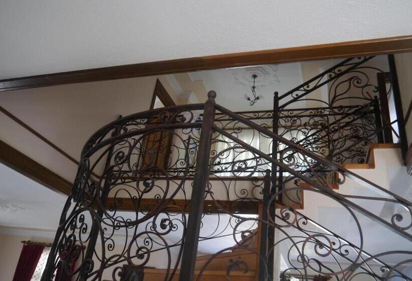 Вилла 4 Спальни, Asur Hotel & Aparts & Villas