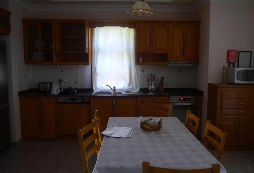 3 Bedroom Villa, Asur Hotel & Aparts & Villas