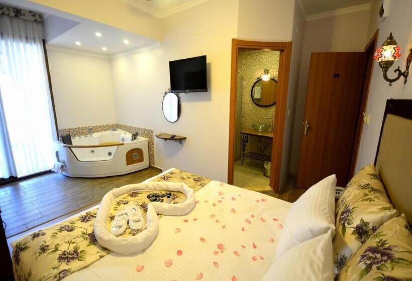 Quarto Deluxe, Beyaz Konak Otel