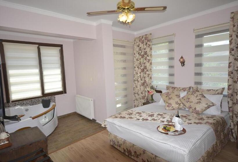 Quarto Deluxe, Beyaz Konak Otel