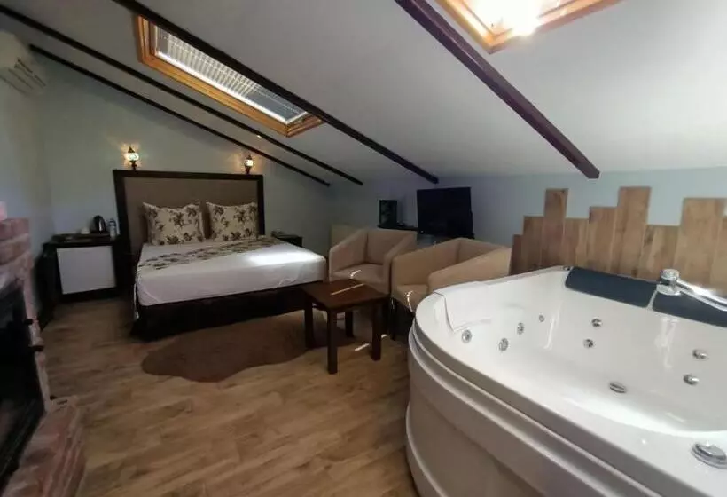 キングサイズベッドのデラックスルーム, Beyaz Konak Otel