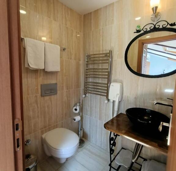 Quarto Deluxe Cama King, Beyaz Konak Otel