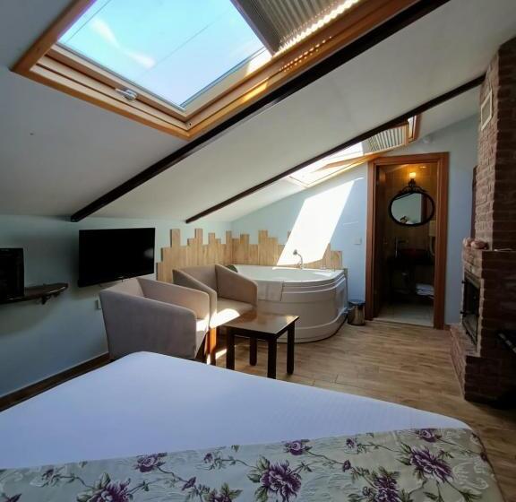 Quarto Deluxe Cama King, Beyaz Konak Otel