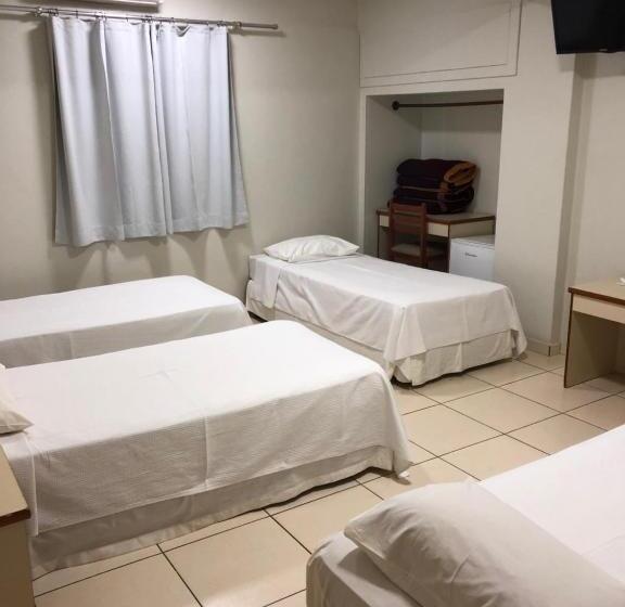 Номер Стандарт Трехместный, Bravo City Hotel Dourados