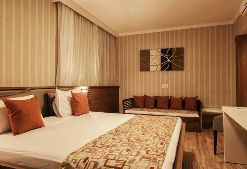 غرفة قياسية, Class Hotel Alfenas