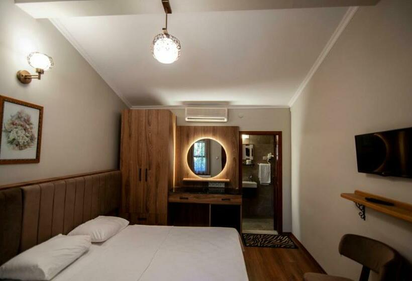 اتاق استاندارد, Fener Motel