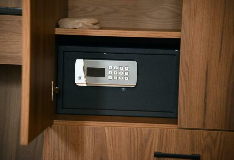 اتاق استاندارد, Fener Motel