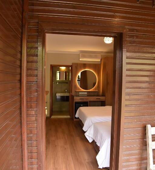 اتاق استاندارد سه نفره, Fener Motel