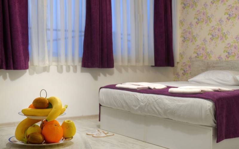 اتاق استاندارد, Abro Sezenler