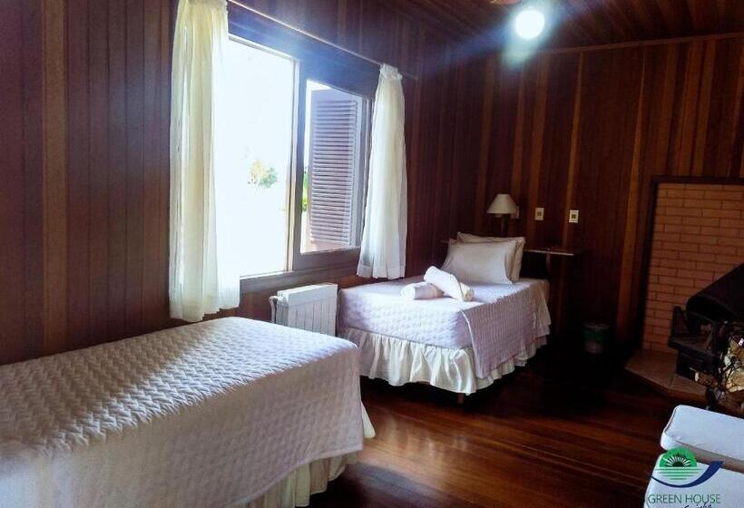 בקתת חדר, Das Araucárias