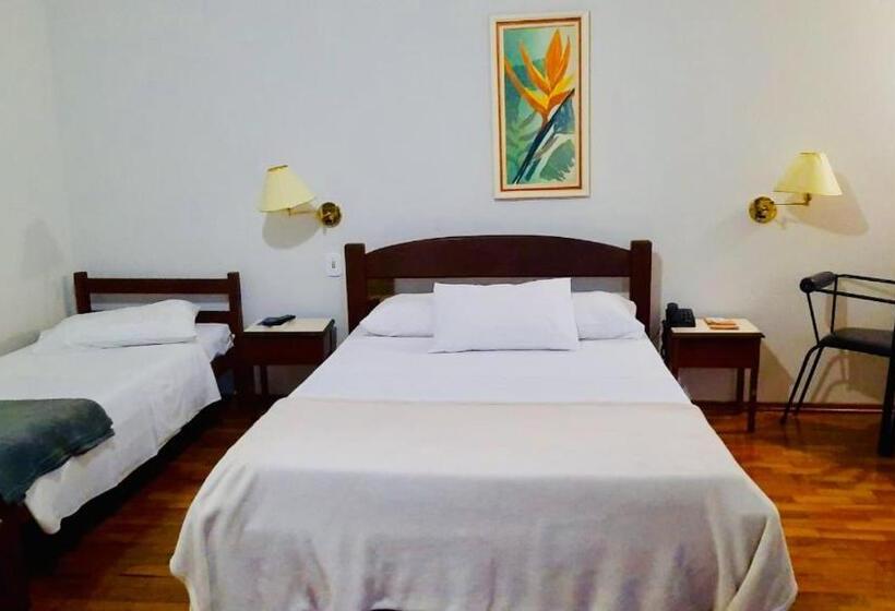 غرفة سوبيريور ثلاثية, Dias By Up