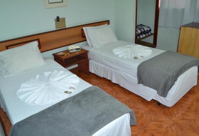 غرفة سوبيريور, Dias By Up