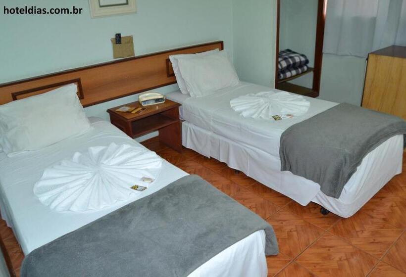 غرفة سوبيريور, Dias By Up