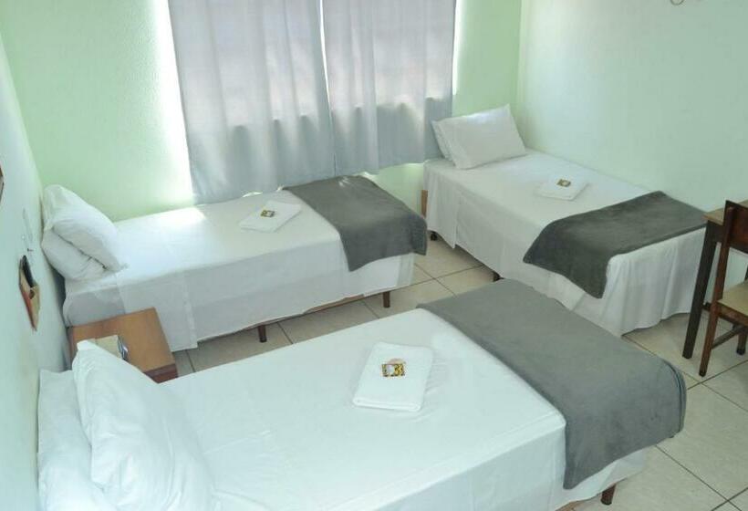 غرفة سوبيريور ثلاثية, Dias By Up