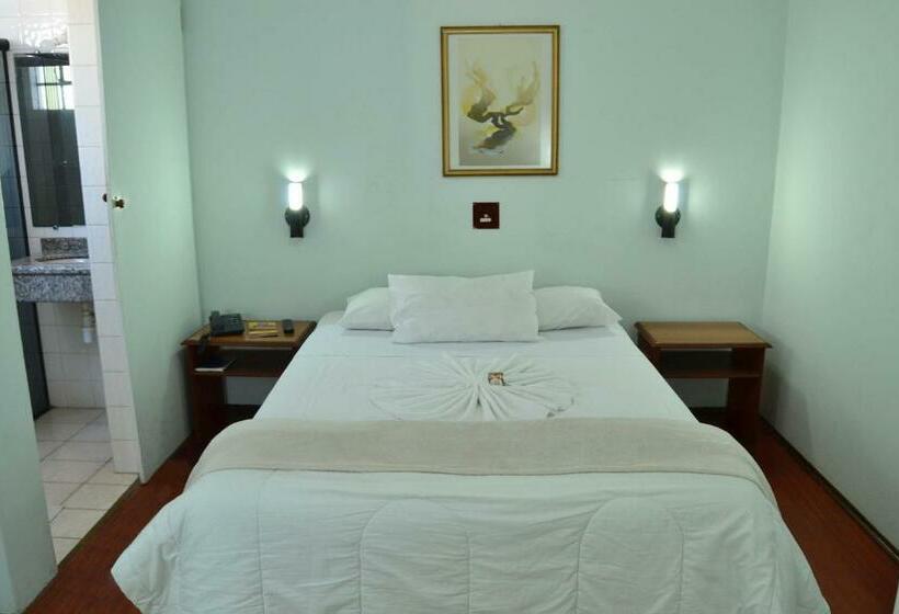 غرفة سوبيريور, Dias By Up