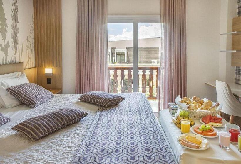 Deluxe Kamer, Estoril