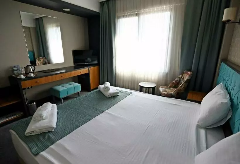 اتاق استاندارد با تخت دوبل, Fier Life Center