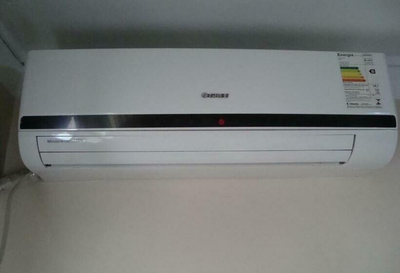 スタンダード4人部屋, Goias