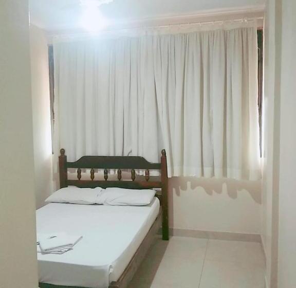 エコノミールーム, Goias