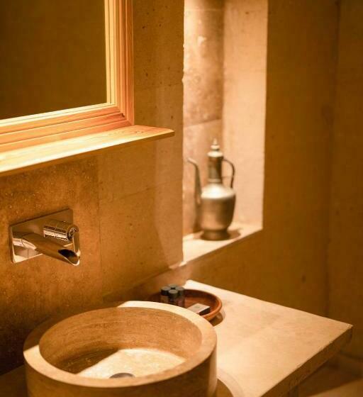 발코니 디럭스 룸, Kistar Cave