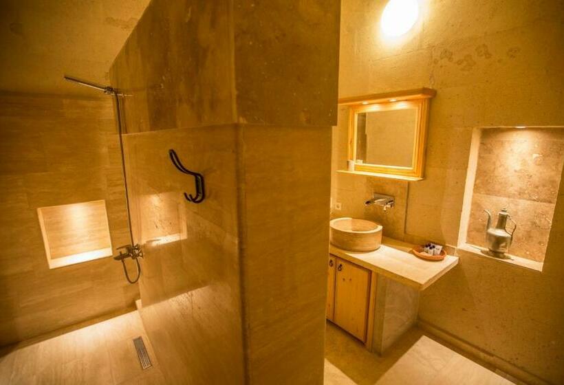 Номер Deluxe с Балконом, Kistar Cave