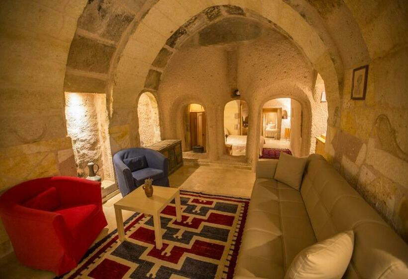 패밀리 스위트, Kistar Cave