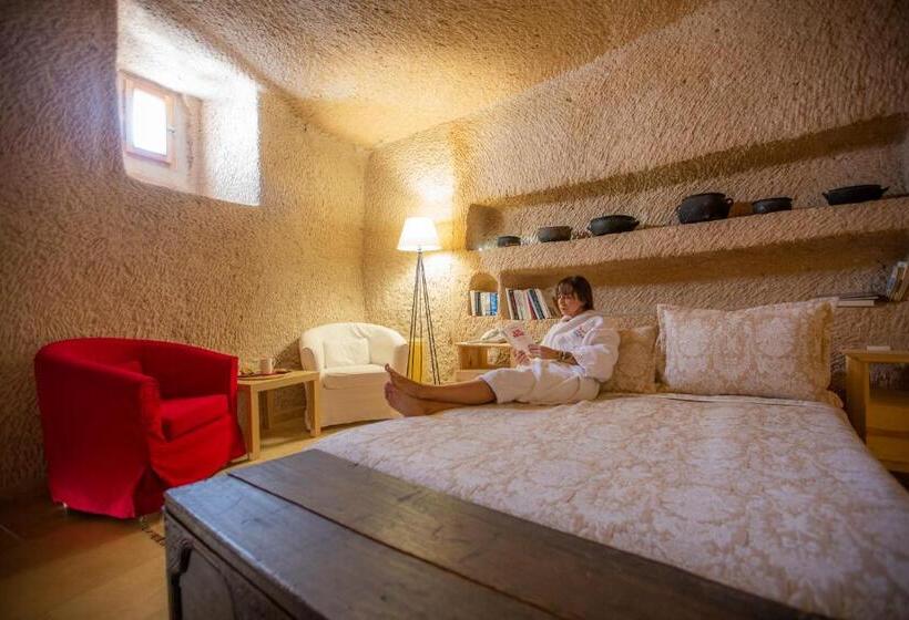 Номер Премиум, Kistar Cave