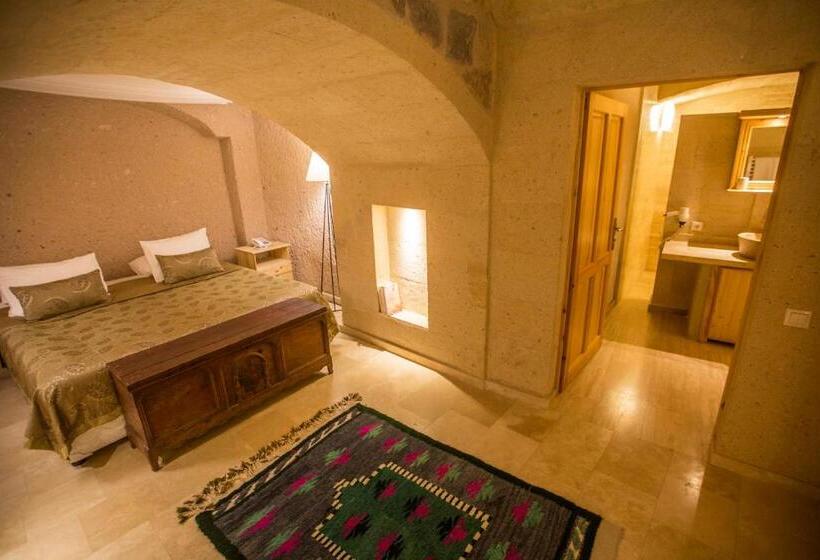 수피리어 스위트, Kistar Cave