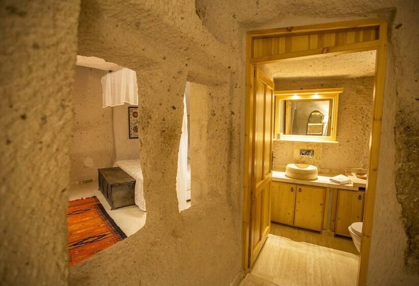 Family Suite, Kistar Cave