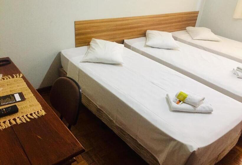 スタンダードトリプルルーム, Libero