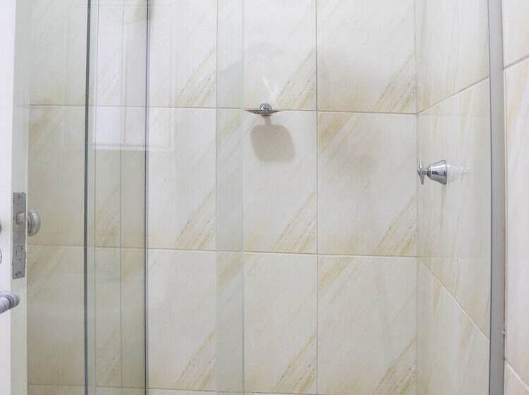 スタンダードルーム, Libero