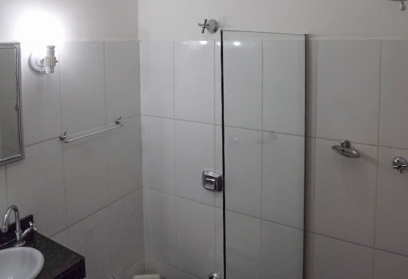 スタンダードトリプルルーム, Libero