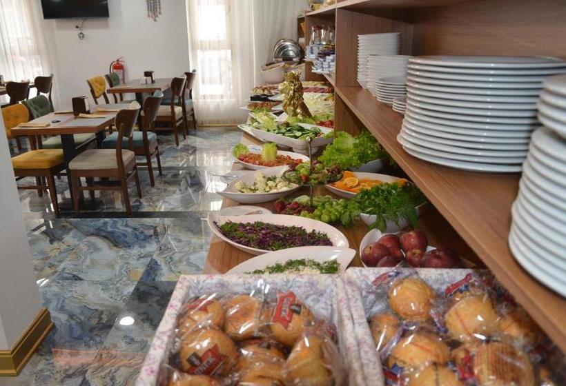 Camera Standard, Marka