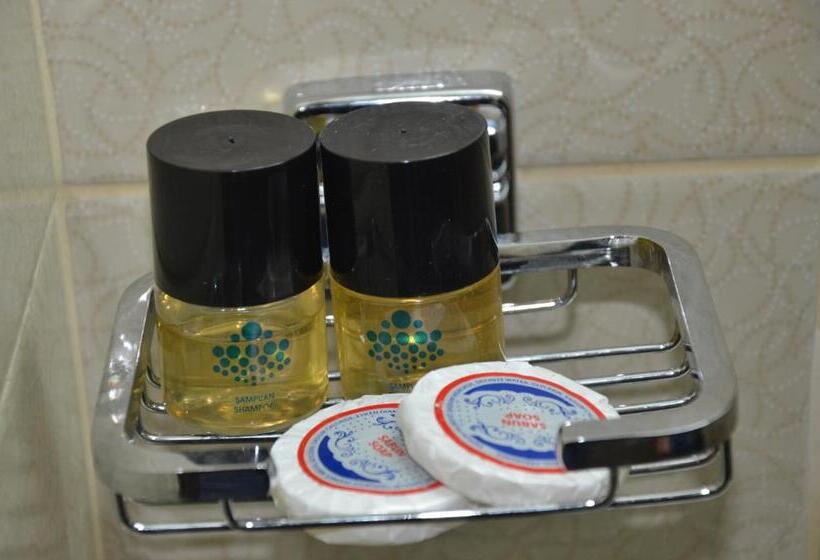 Camera Standard, Marka