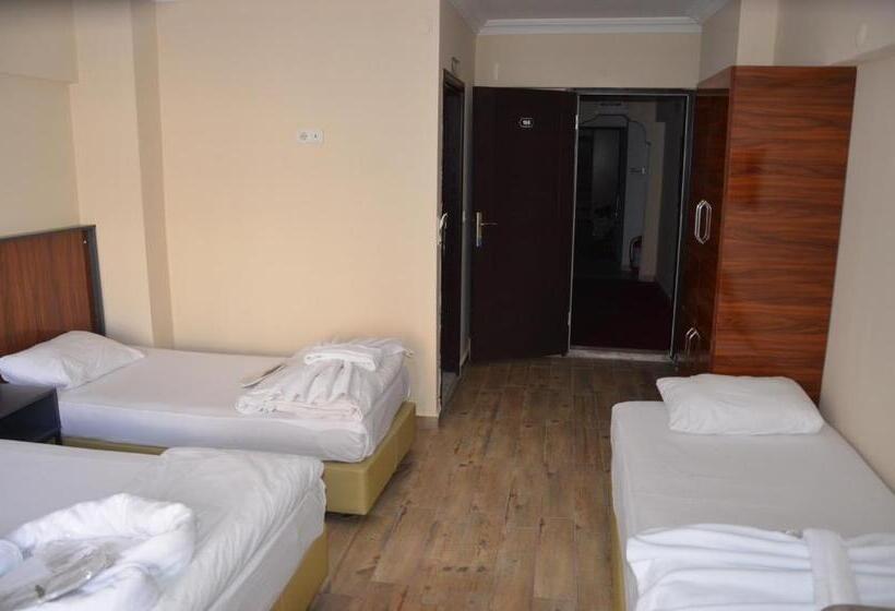 Camera Familiare, Marka