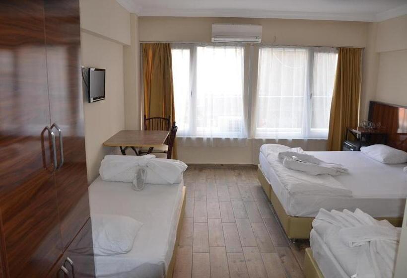 Camera Familiare, Marka